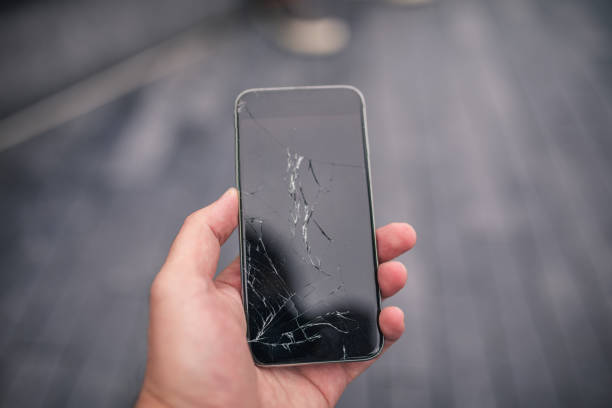A Cracked Phone Dream in Islam